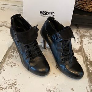 Moschino Cheap and Chic lace up booties size 9